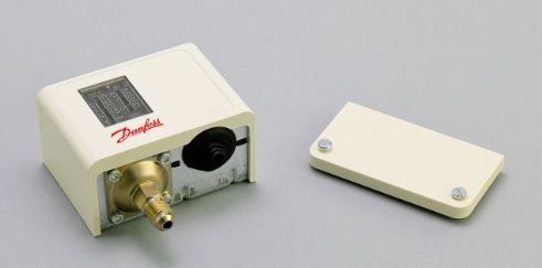 Danfoss Refrigeration Press. Switch, Kp1 060-110191