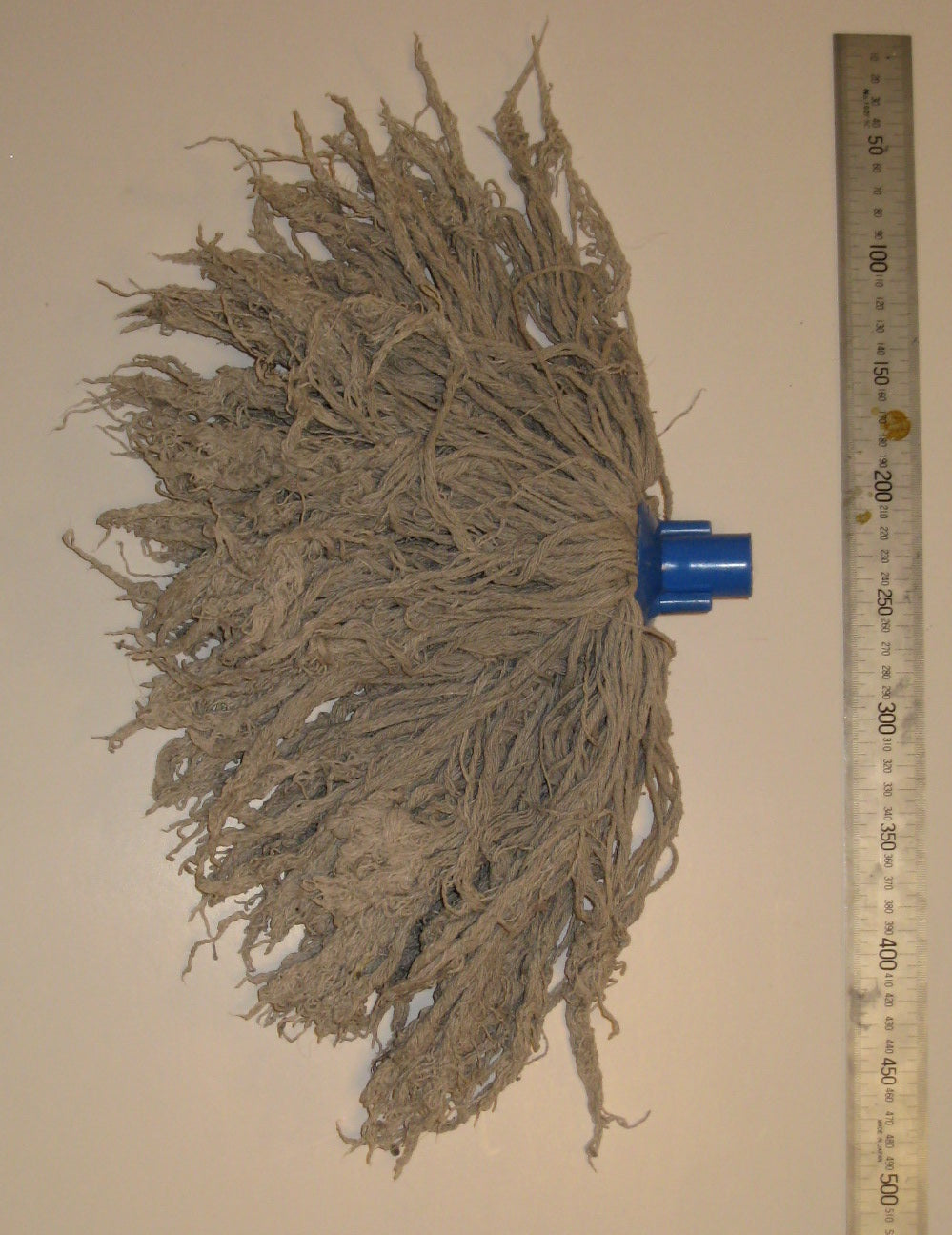 Representative example; sold item: 42.5*6.5" 24 OZS BLEND YARN DYED GREEN WET MOP