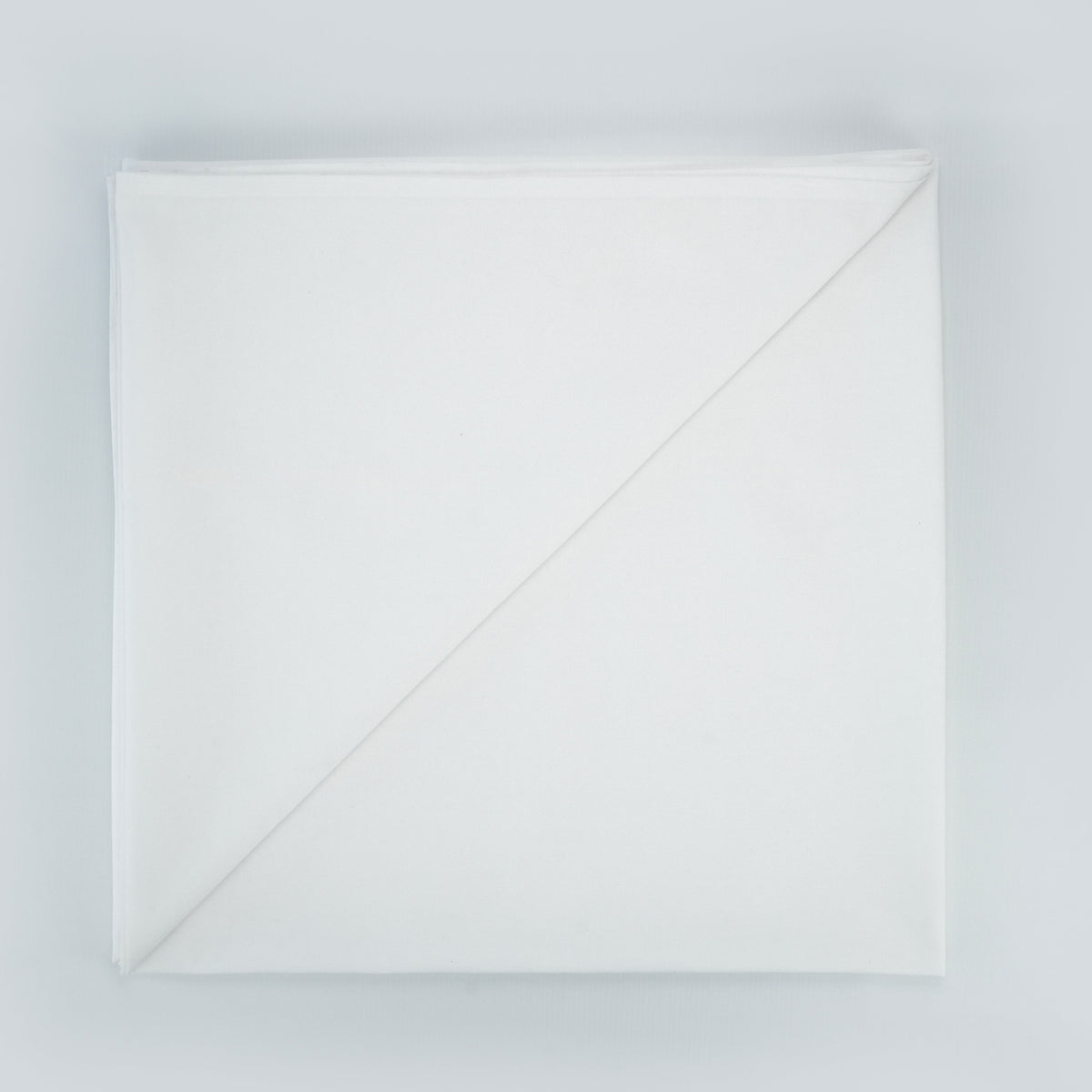 HR Cotton white T180 pillowcase. Selling quantity is stated in the listing.