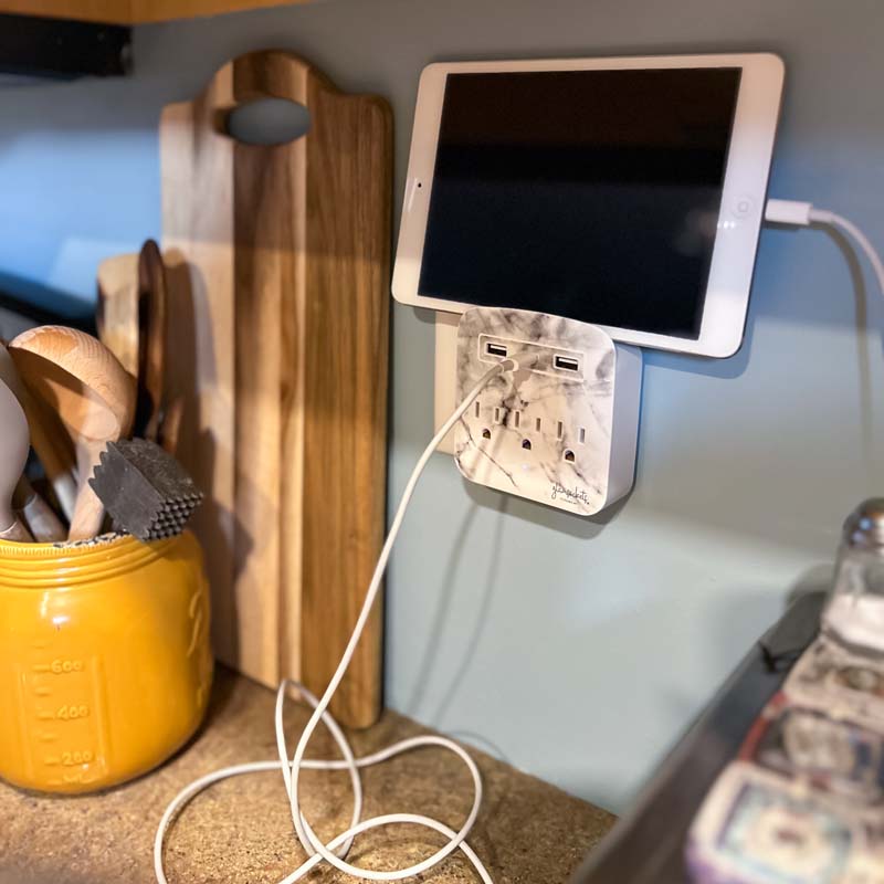 Glamsockets™ Surge Protector With Phone Holder