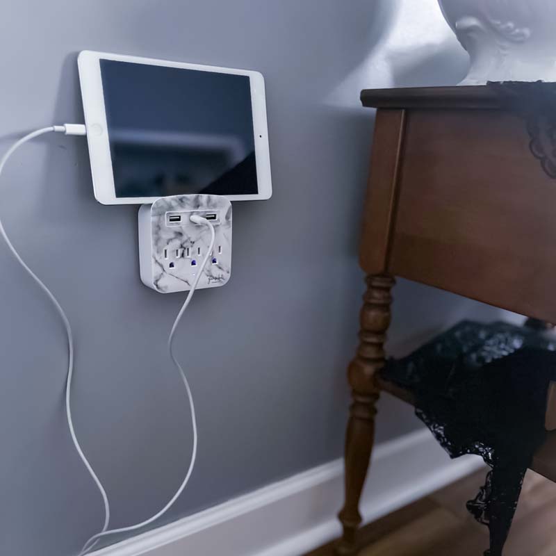 Glamsockets™ Surge Protector With Phone Holder