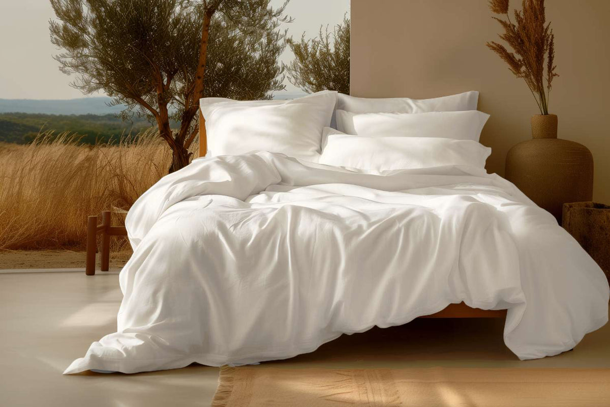 Sleep & Beyond 300TC Organic Cotton Sateen Duvet Cover Set, Crisp White. Supplier product photograph; only listed SKU contents included.